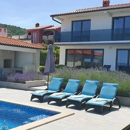 Vila Maris *